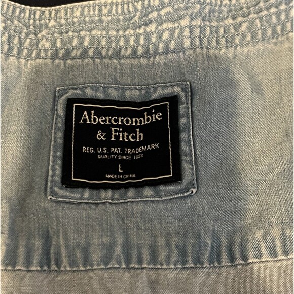 Abercrombie Fitch Womens V Neck Blue Chambray Pocket Jumpsuit Relaxed Pockets L - Picture 7 of 9